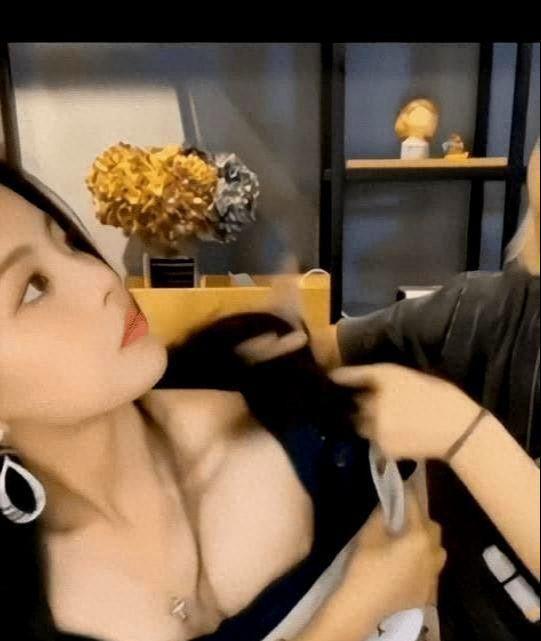 国产露双乳视频,揭秘背后真相与伦理争议