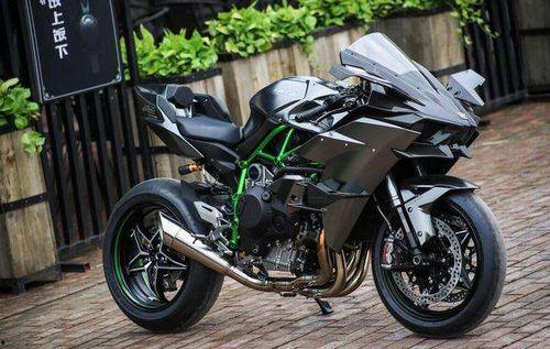 机车超燃视频国产h2,超燃视频展现未来绿色交通风采