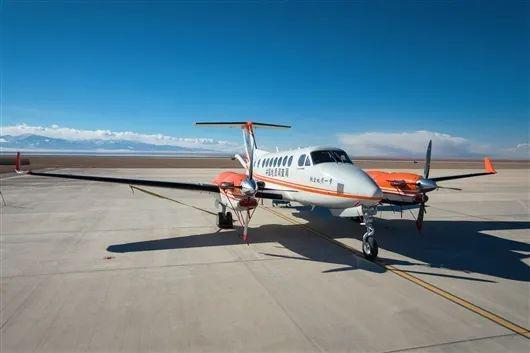 国产黑科技测珠峰 视频,揭秘科技巅峰对决